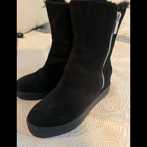 J/Slides fur zip boots- black
